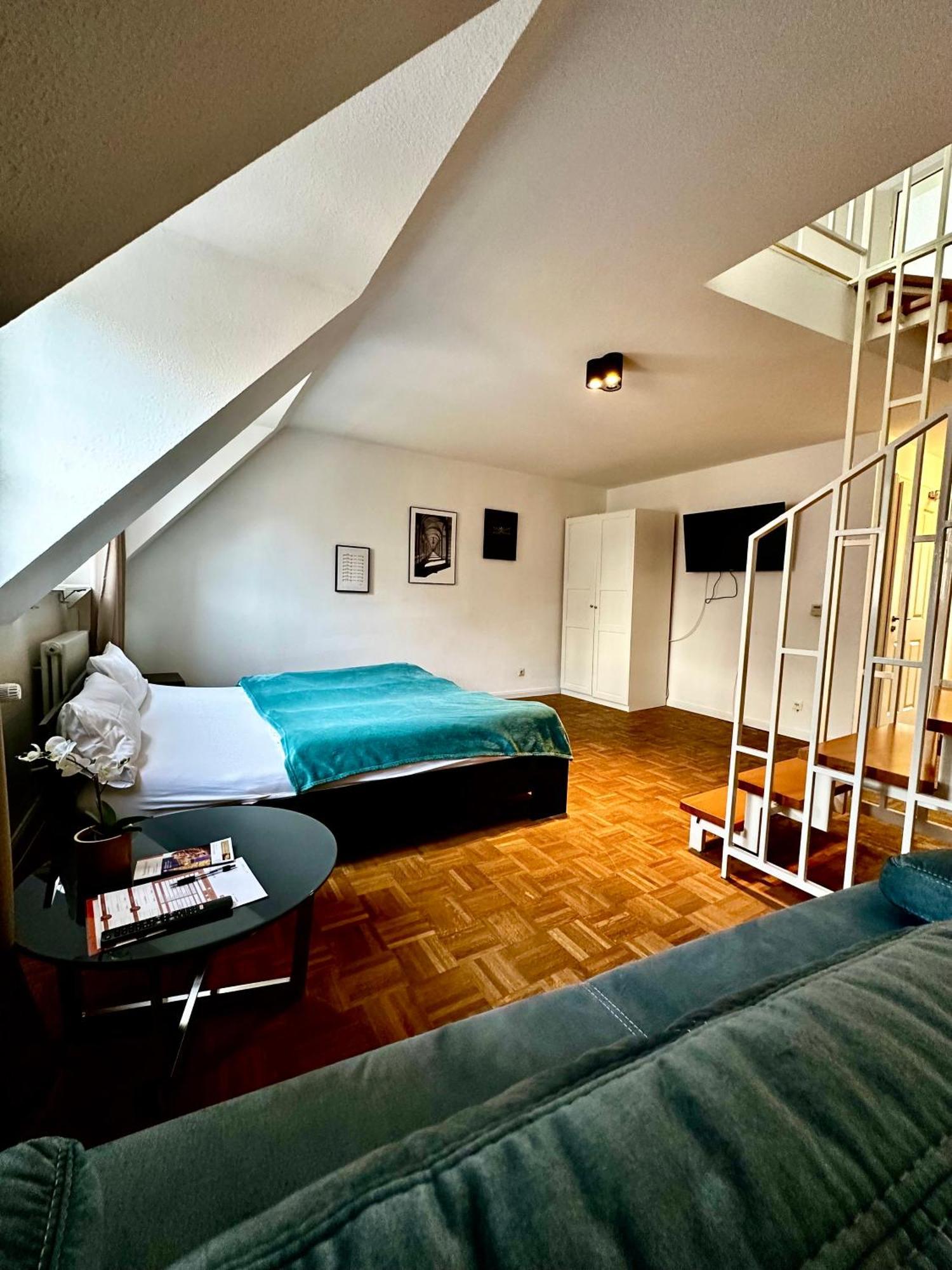 Hirsch Appartements Baden-Baden Ngoại thất bức ảnh