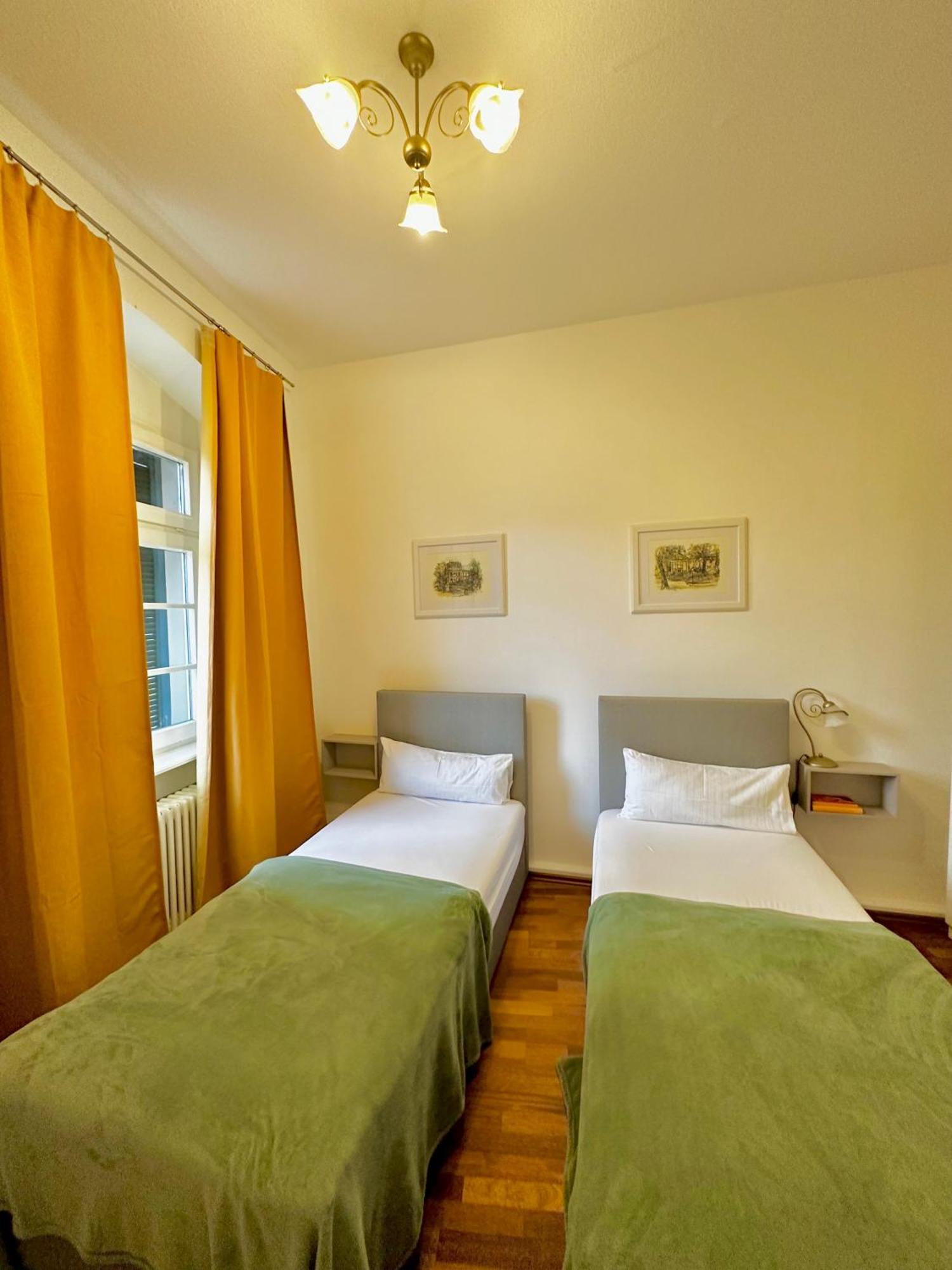 Hirsch Appartements Baden-Baden Ngoại thất bức ảnh