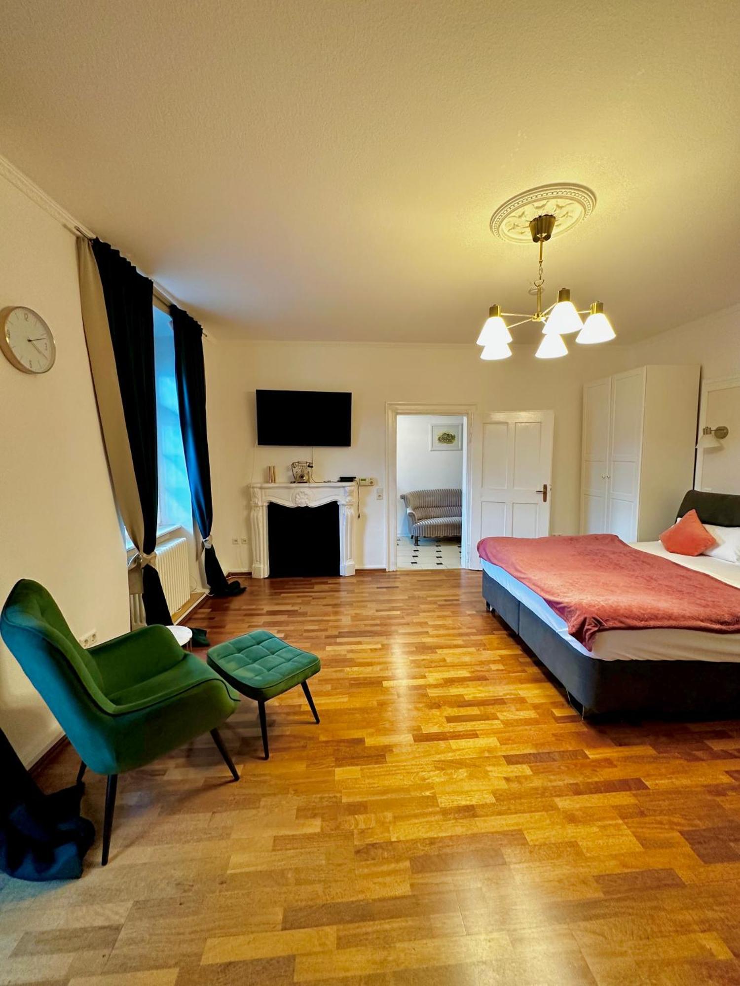 Hirsch Appartements Baden-Baden Ngoại thất bức ảnh