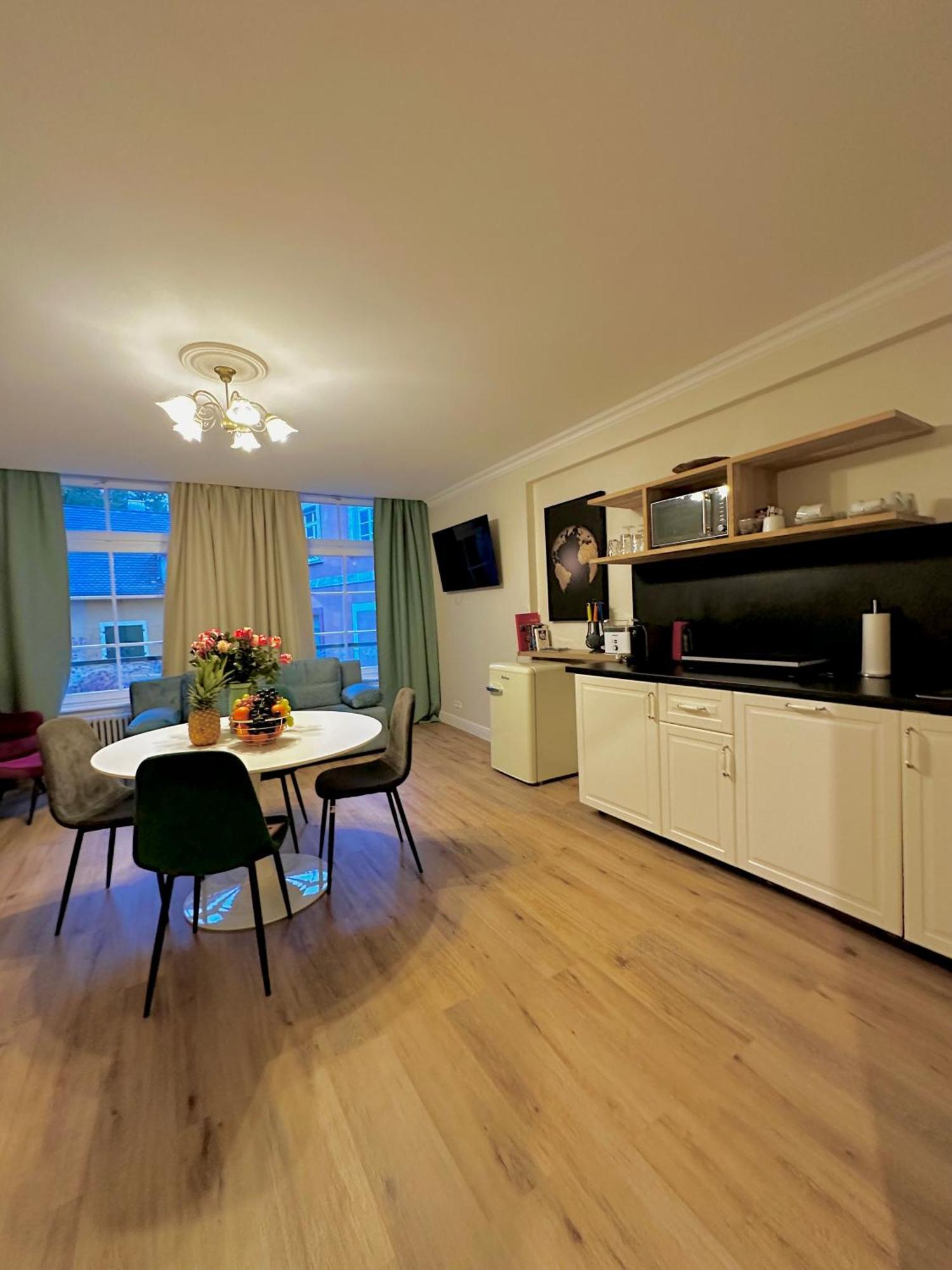 Hirsch Appartements Baden-Baden Ngoại thất bức ảnh