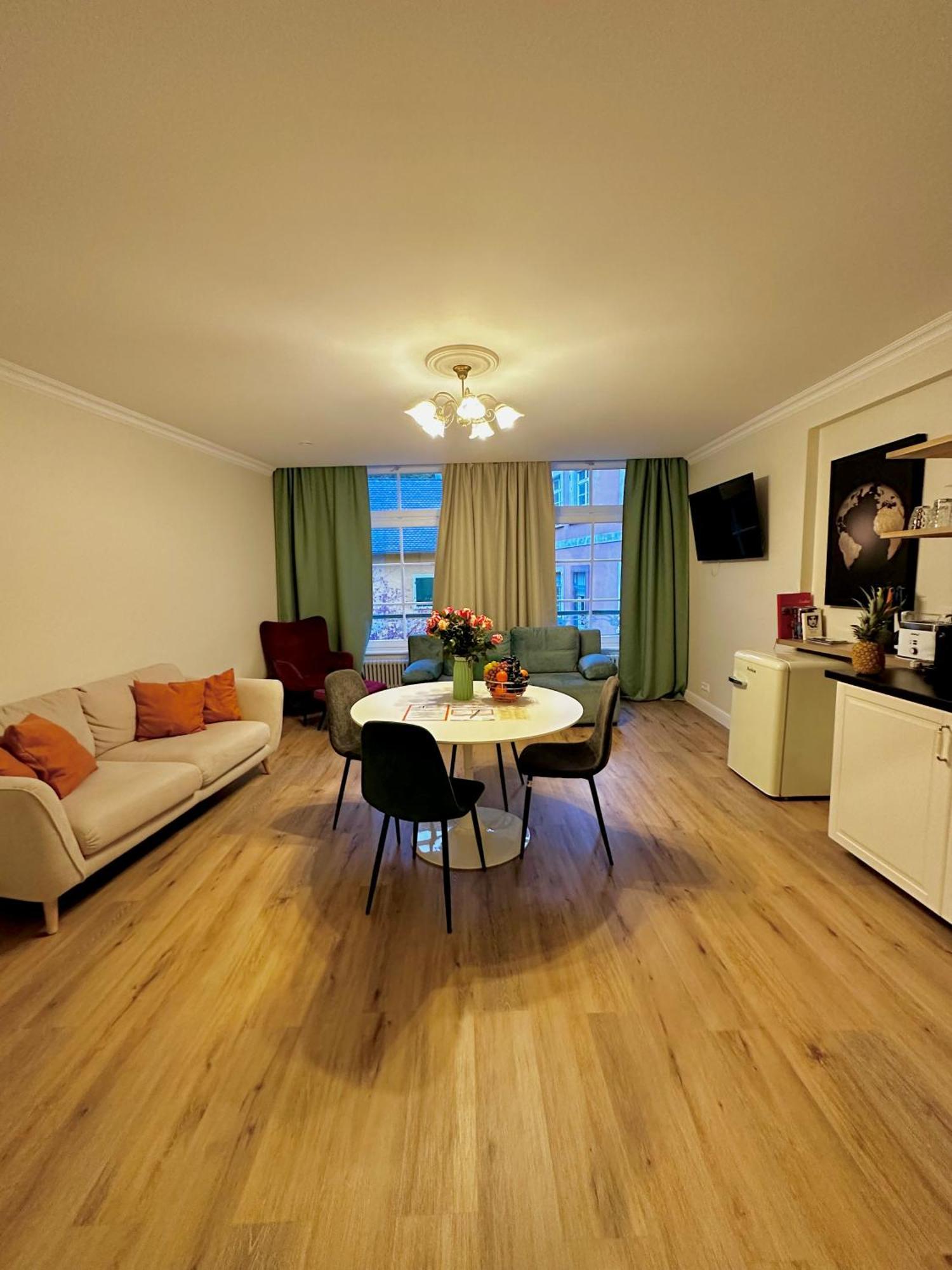 Hirsch Appartements Baden-Baden Ngoại thất bức ảnh